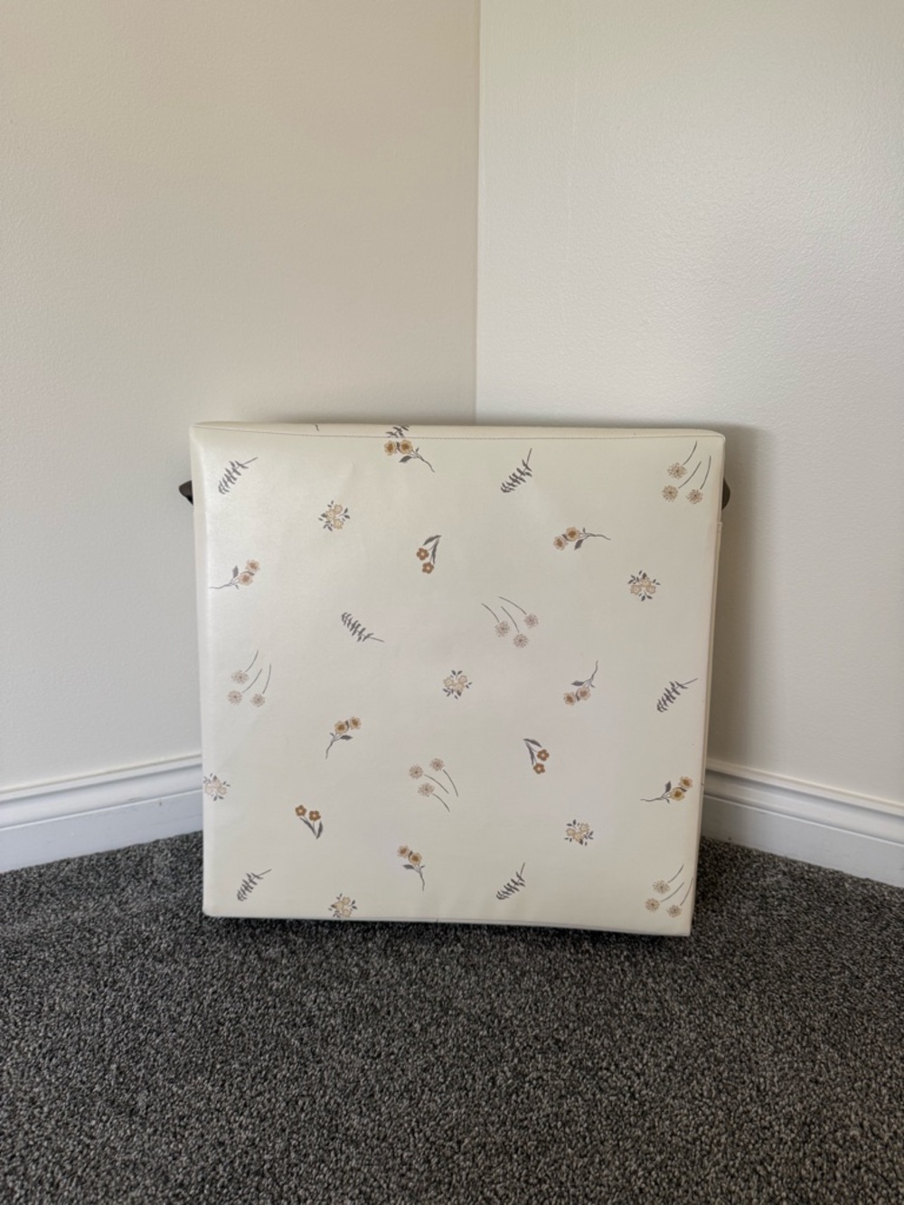 PUPPA PUPO Booster Cushion